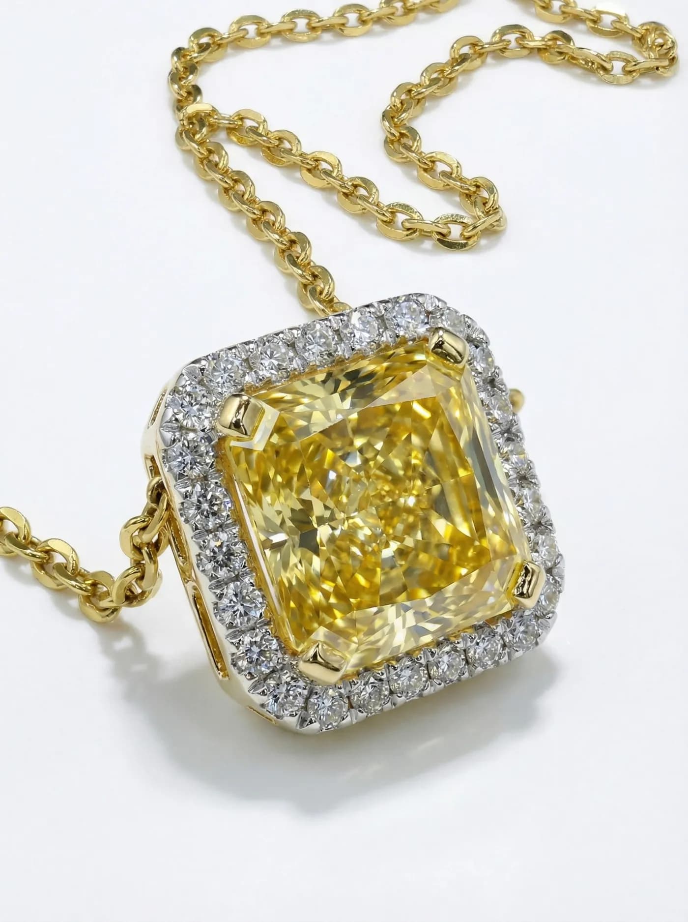 Pendentif halo en diamant jaune (CV154-6)