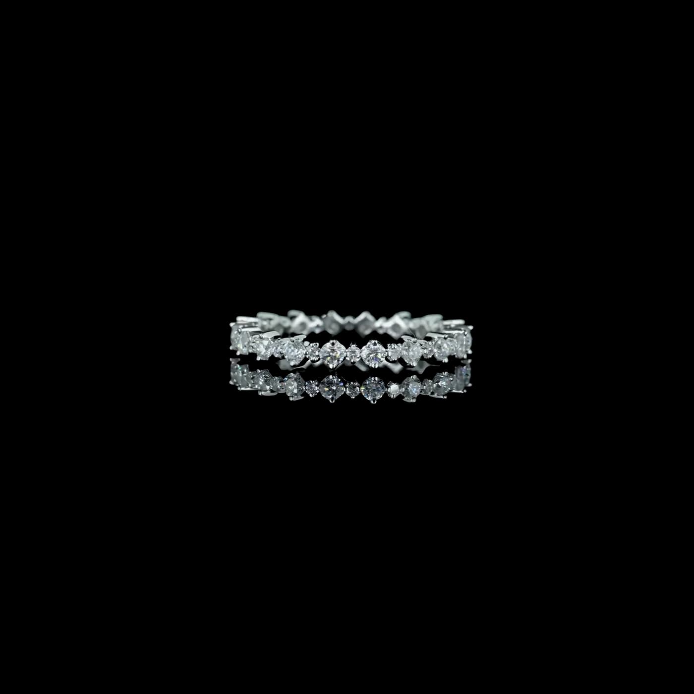 Bague entièrement pavée de diamants de laboratoire taille ronde (D87)