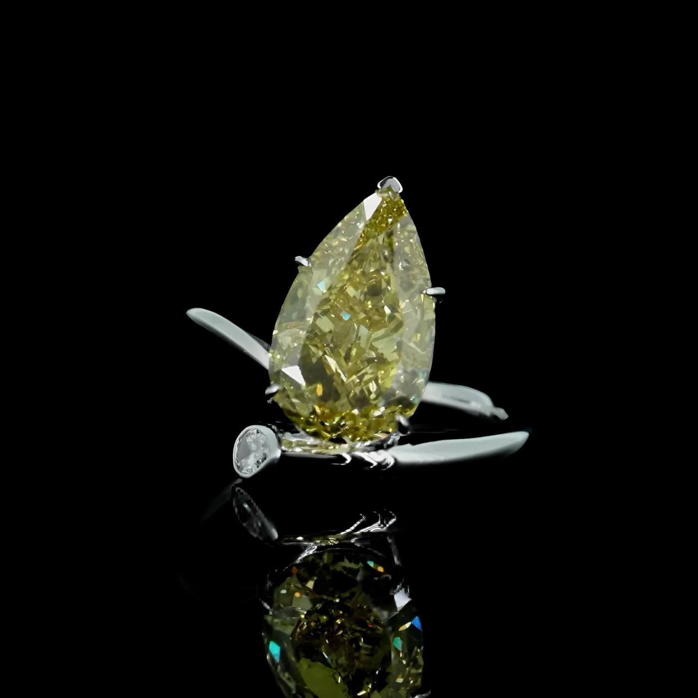 Bague solitaire en diamant jaune (C9-8)
