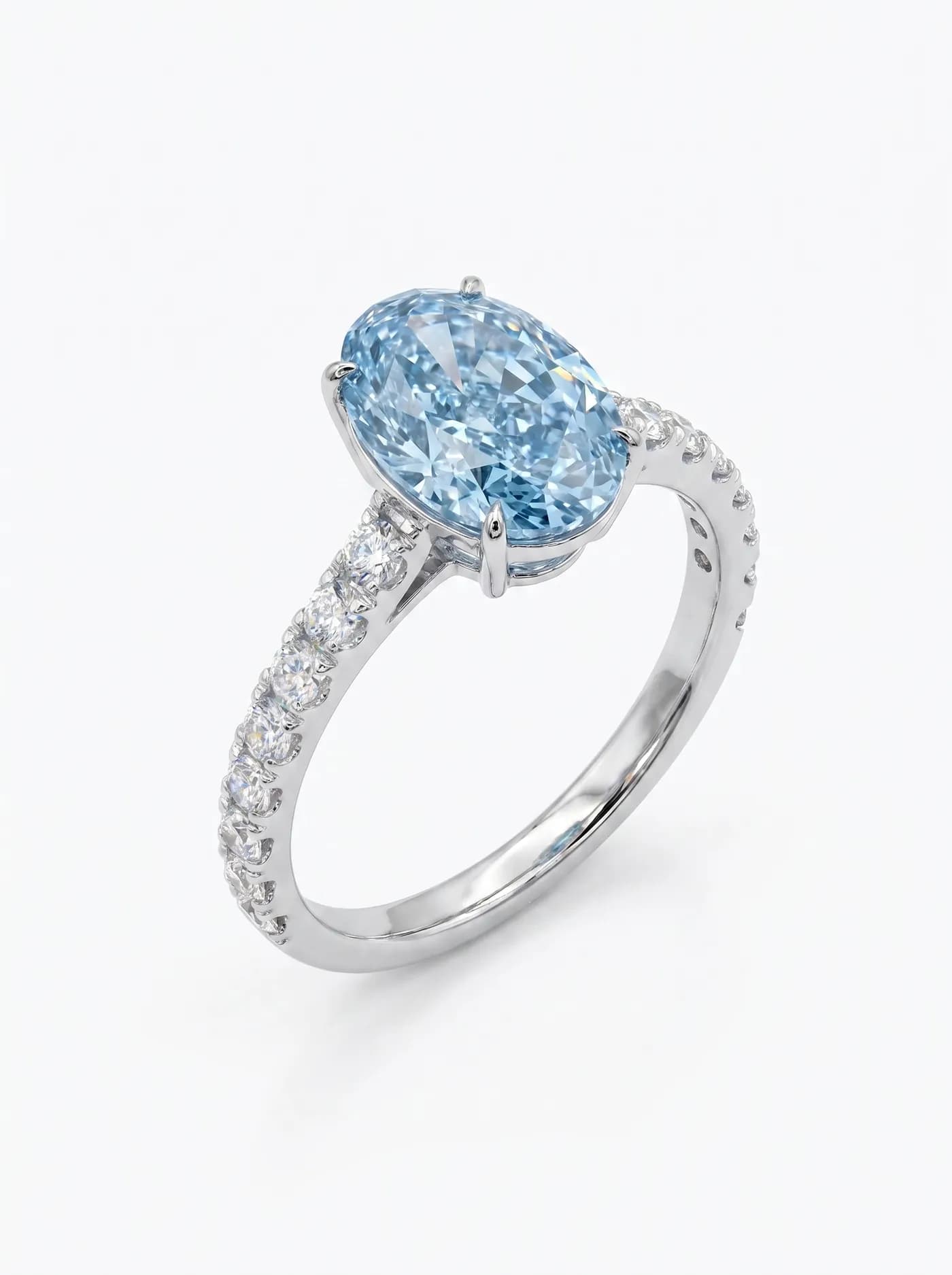 Bague en or avec pierre précieuse