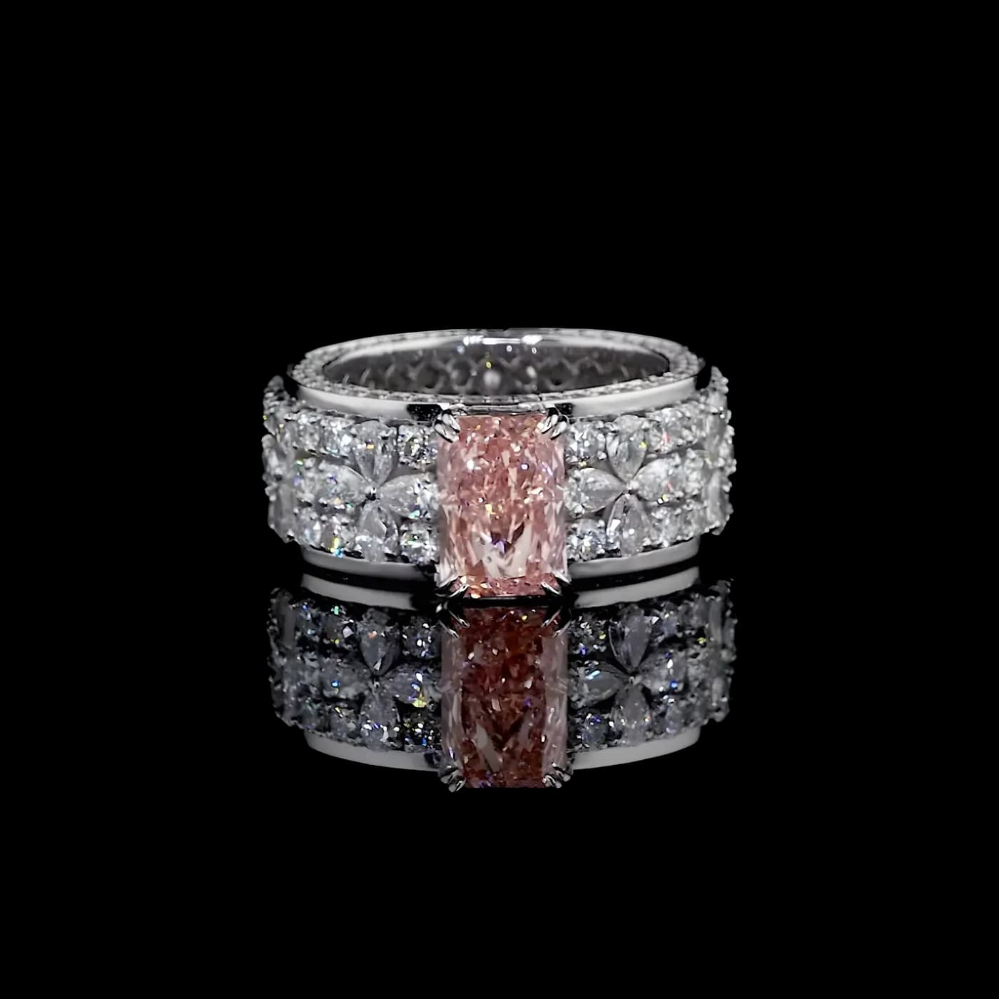 Bague pavée de diamants roses (LC1-14)